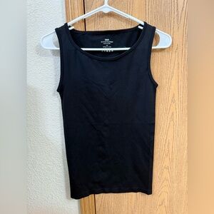 Zenana Outfitters Classic Black Tank Top